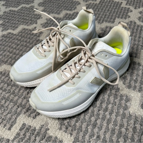 Veja Impala Mesh Sneaker in Eggshell/Pierre - Picture 11 of 14